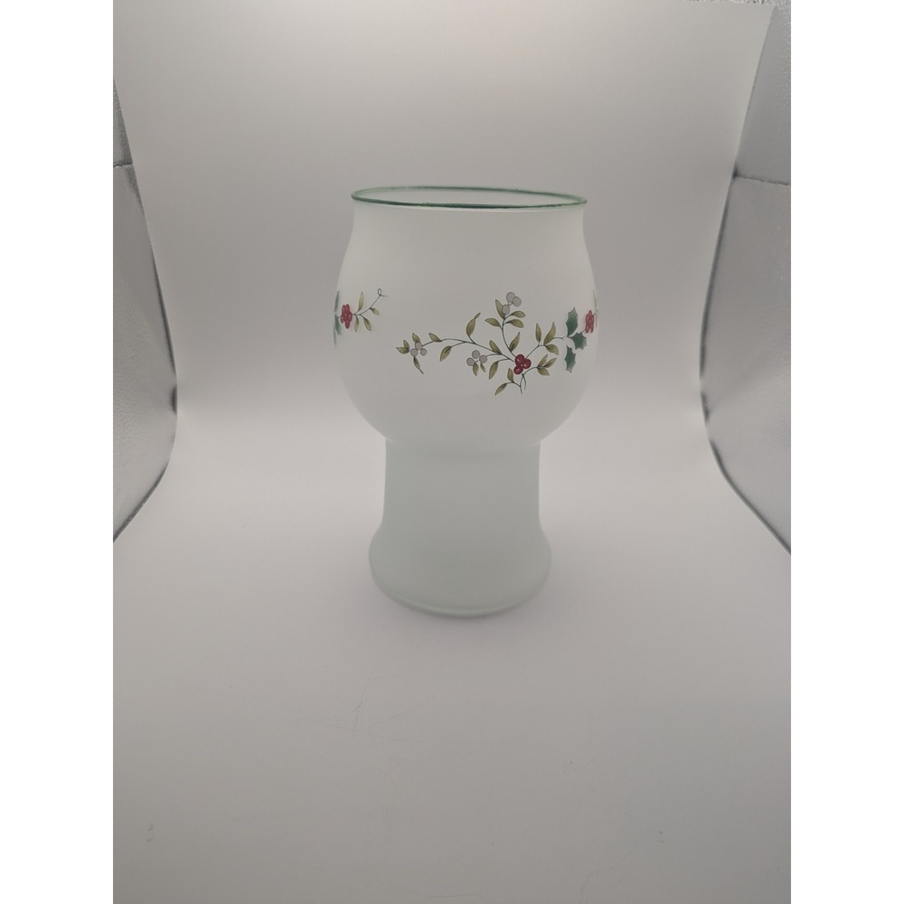 Vtg Frosted Glass Pfaltzgraff Floral Winterberry Hurricane Lantern Candle Holder